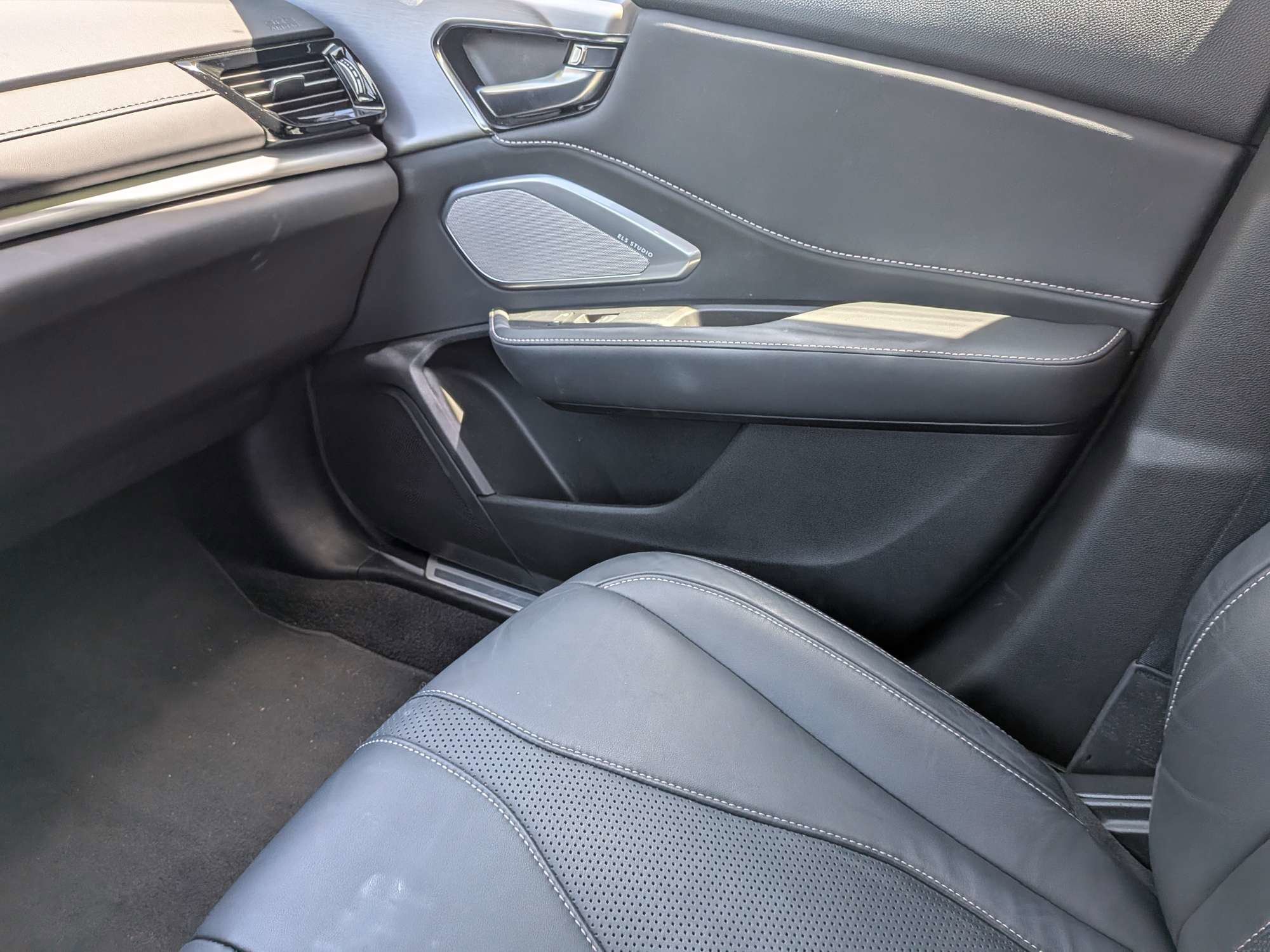 Used 2023 Majestic Black Pearl Acura Technology Package image 56