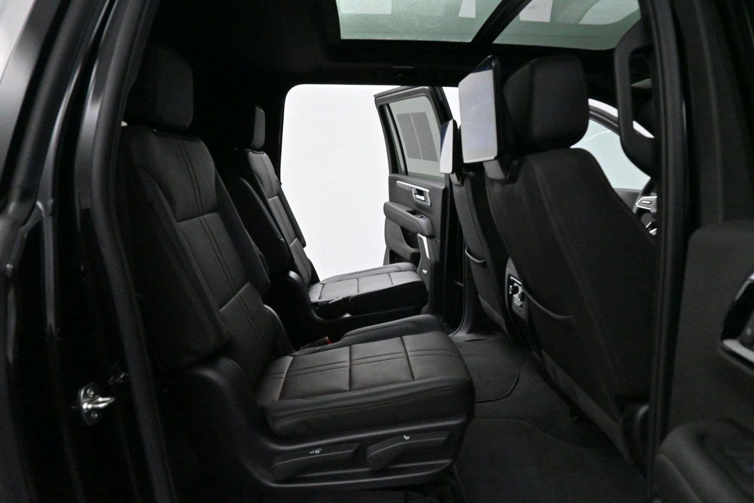 Used 2025 Black Chevrolet High Country image 39