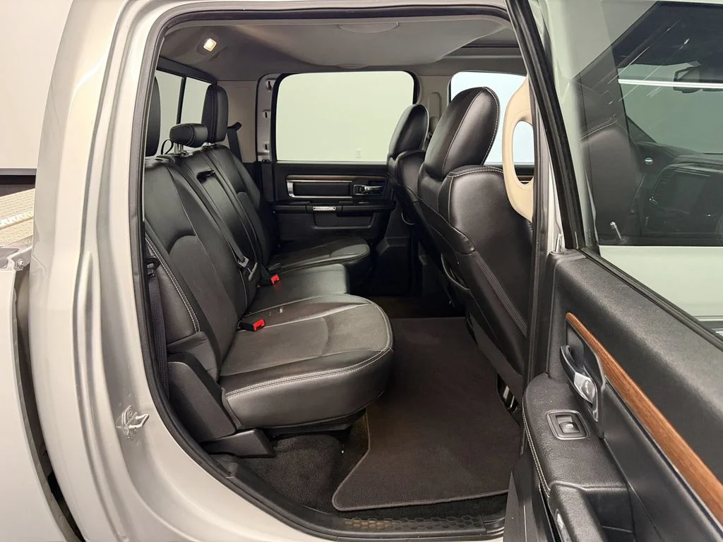 Used 2014 Sil/Silver Ram Laramie image 32