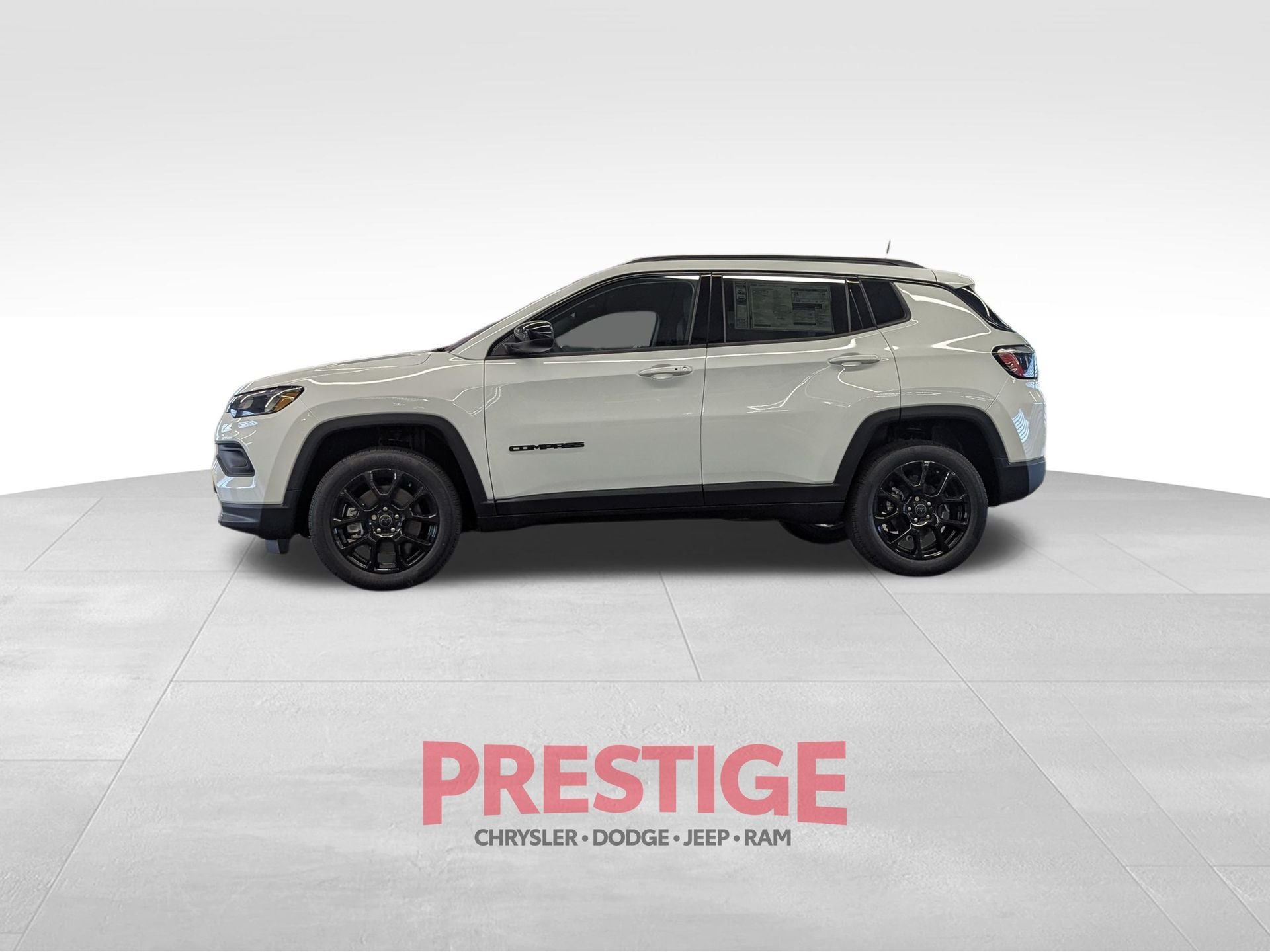 New 2026 Bright White Clearcoat Jeep Latitude image 9