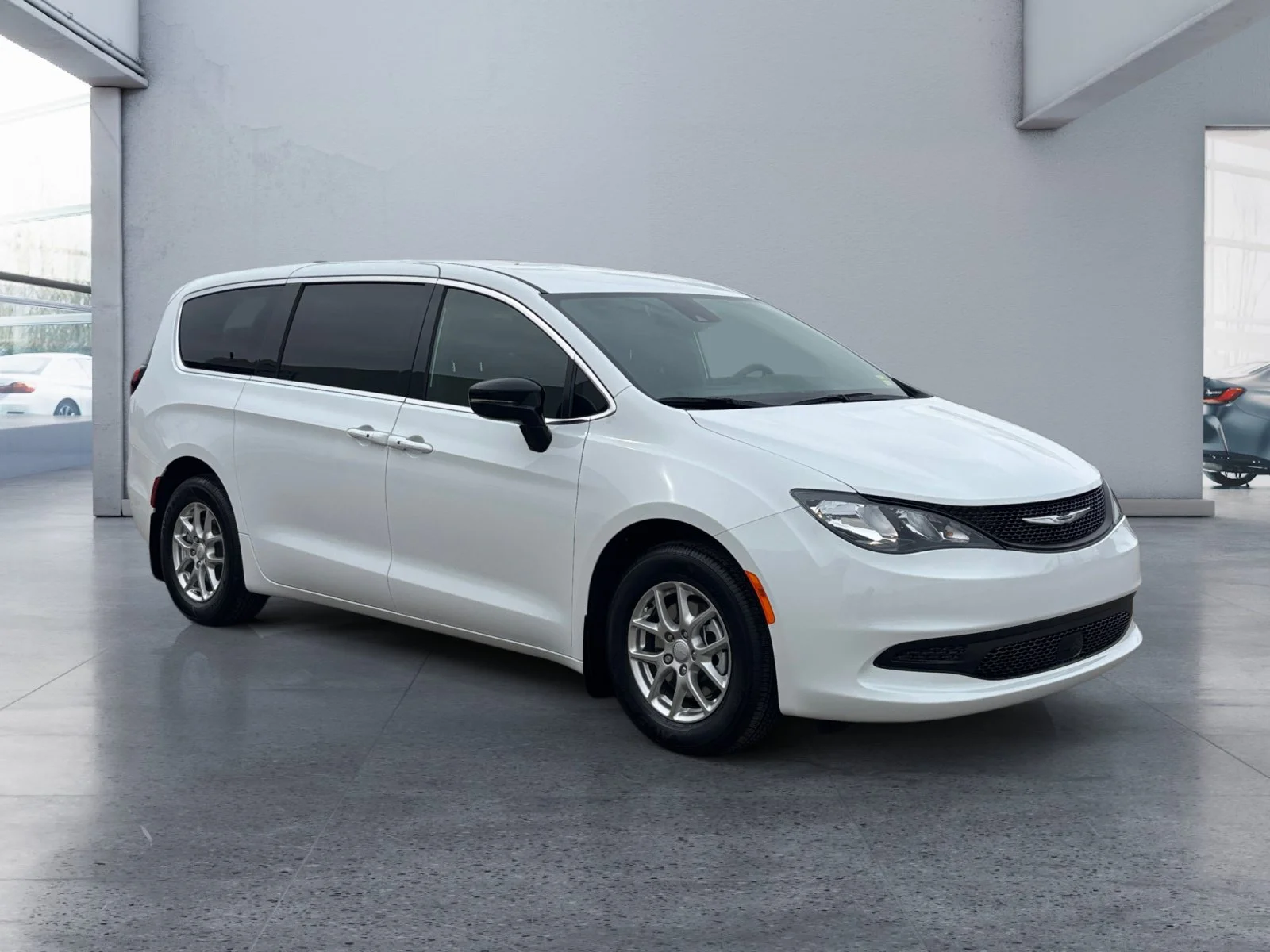 New 2027 Bright White Chrysler SXT image 7