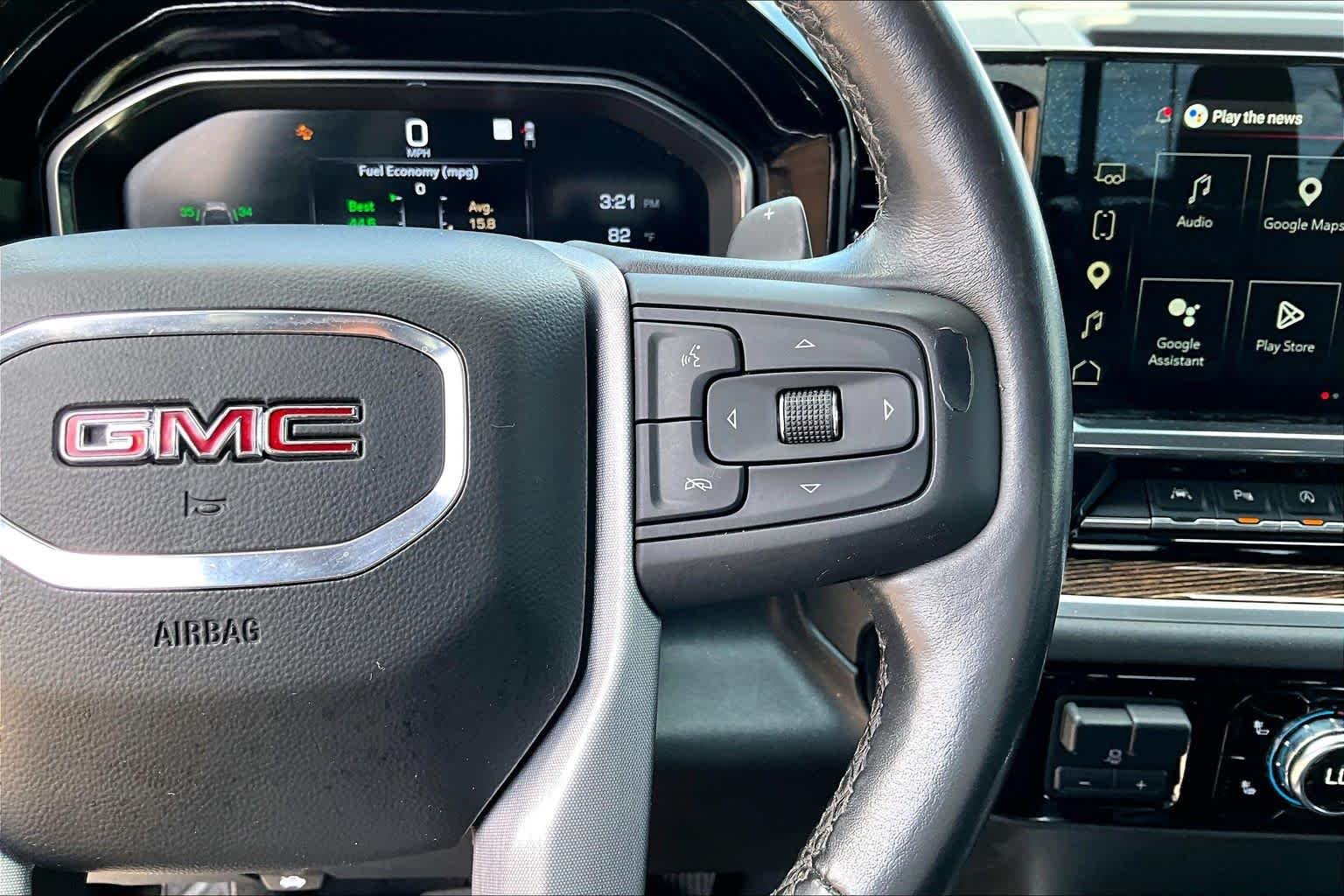 Used 2022 Onyx Black GMC Elevation image 25