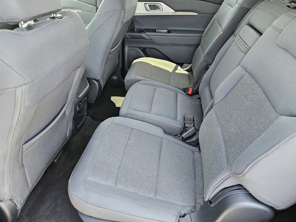 Used 2026 Vapor Blue Ford Active image 21