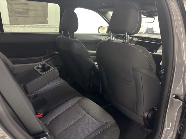 New 2026 Sting-Gray Clear-Coat Exterior Paint Jeep Laredo image 27