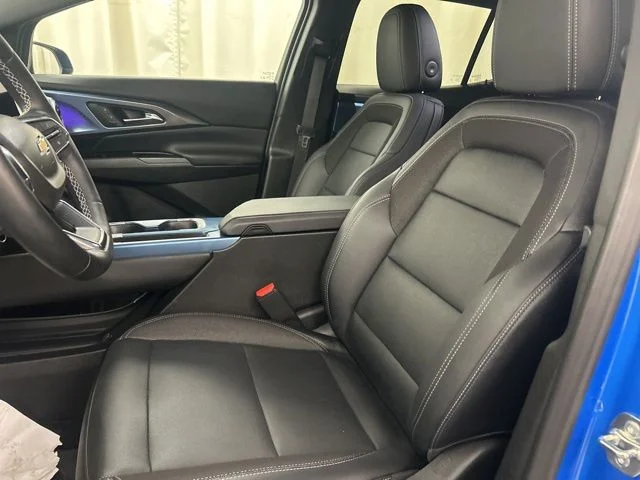 Used 2024 Blue Chevrolet LT image 10