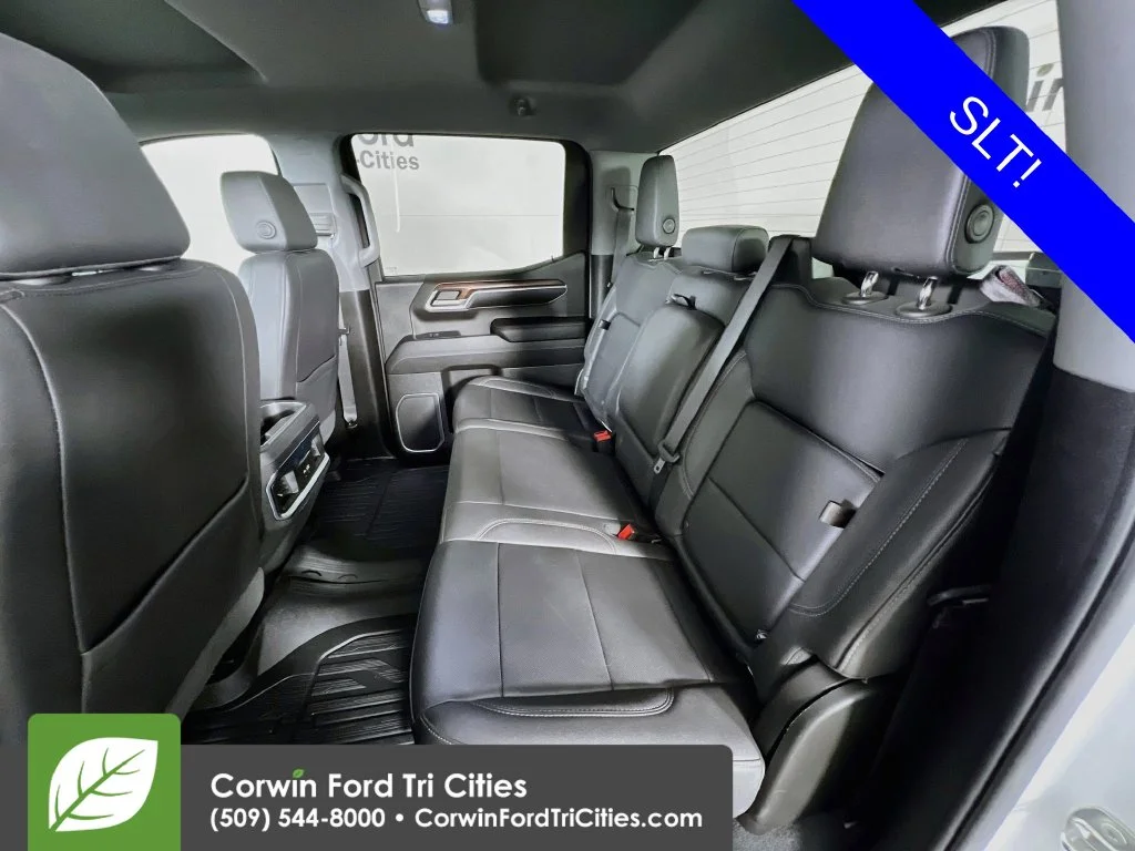 Used 2023 Summit White GMC SLT image 27