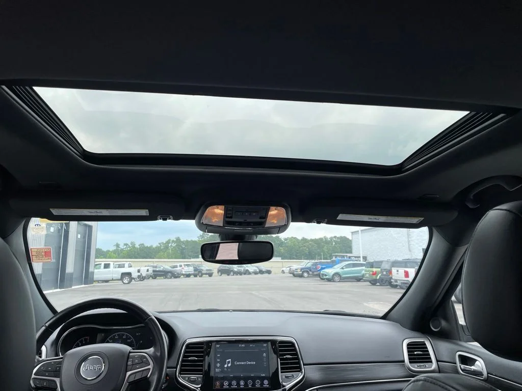 Used 2022 Black Jeep Limited image 21