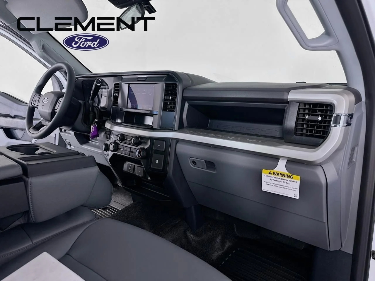 New 2025 Oxford White Ford F-450® XL image 23