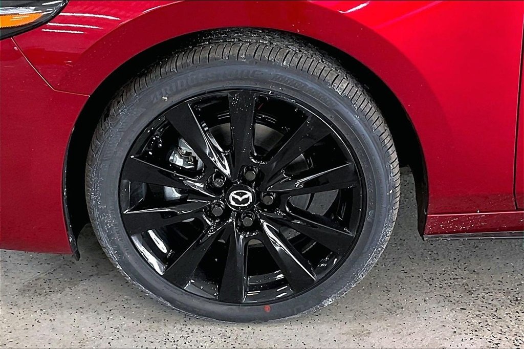 2026 MAZDA MAZDA3 - Image 11
