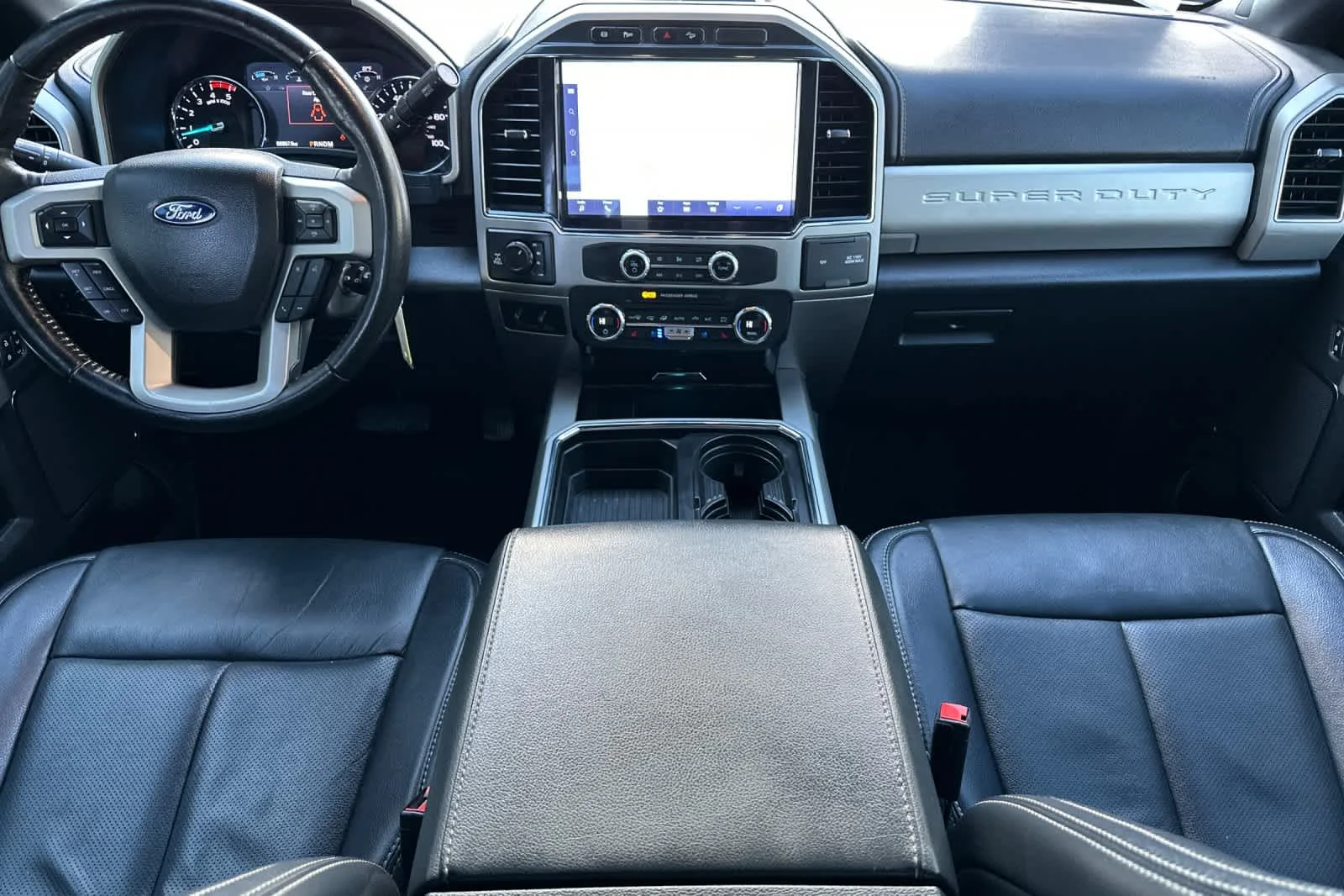 Used 2022 Stone Gray Metallic Ford LARIAT image 3