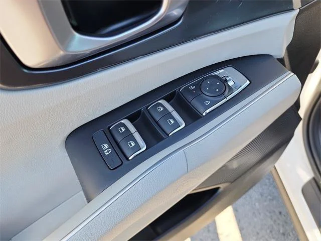 New 2026 White Kia S image 12