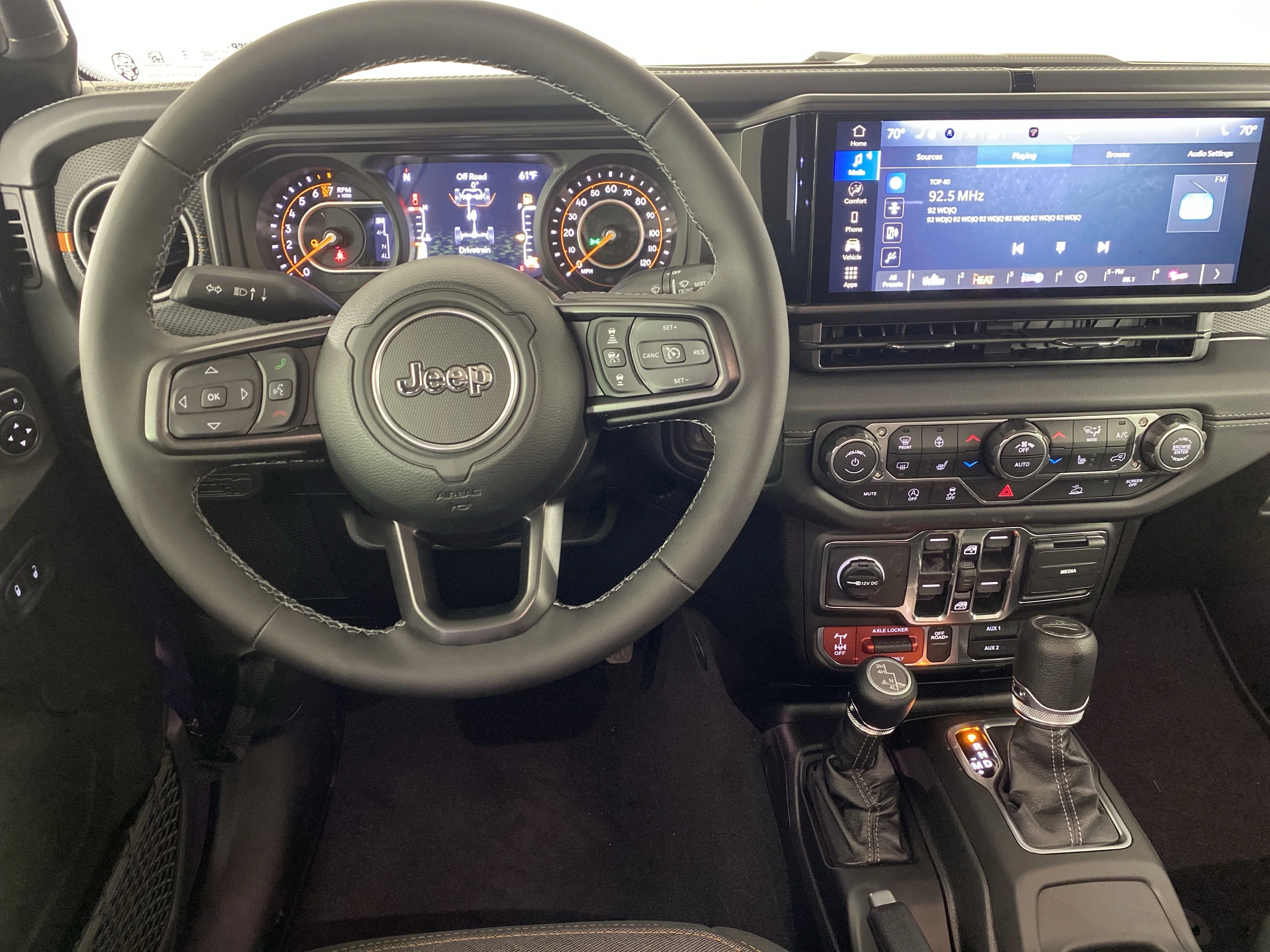 New 2026 Reign Exterior Paint Jeep Mojave image 15