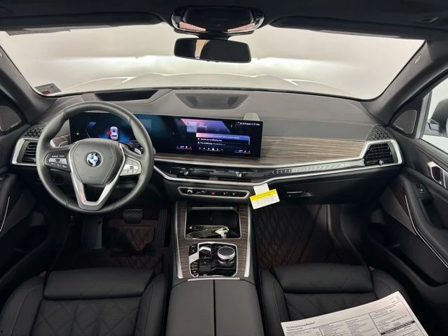 New 2026 Alpine White BMW xDrive40i image 33