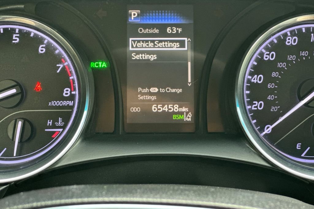 Certified Used 2018 Gray Toyota SE image 30