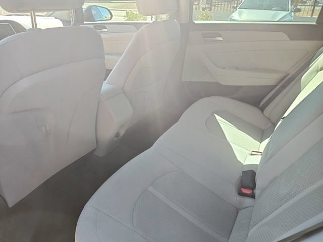 Used 2018 Lakeside Blue Hyundai SEL image 20