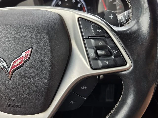 Used 2019 White Chevrolet Stingray Z51 image 20
