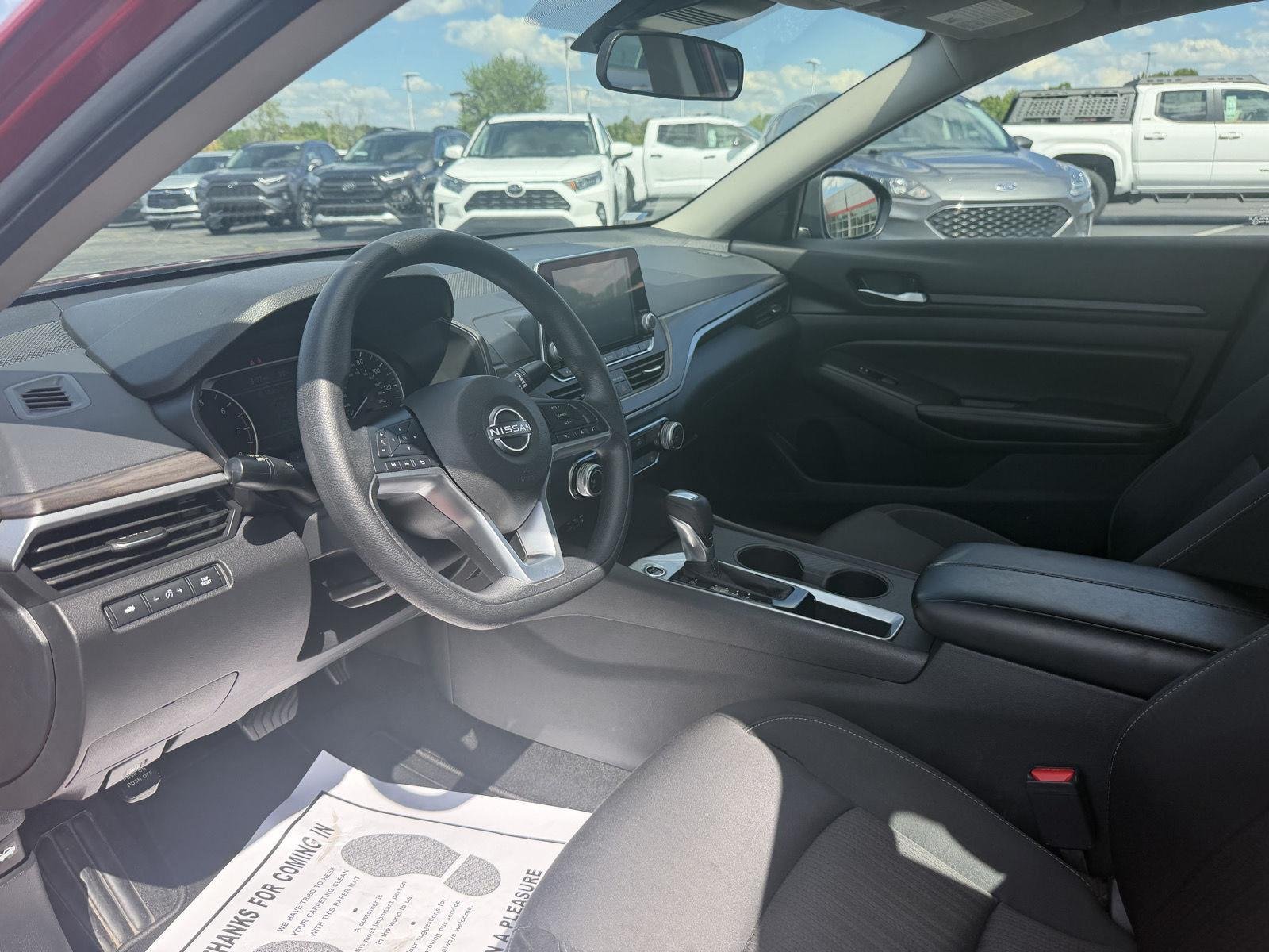 Used 2025 Scarlet Ember Nissan SV image 13
