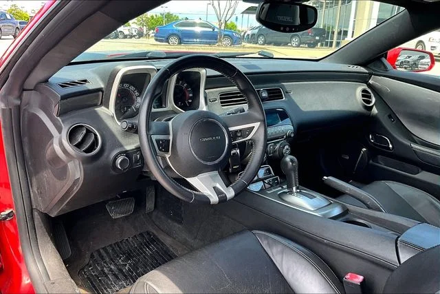Used 2010 Red Chevrolet SS image 13