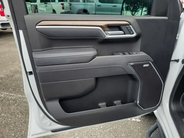 2025 Chevrolet Silverado 1500 RST - Photo 20