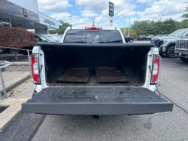 Used 2021 White GMC Denali image 25