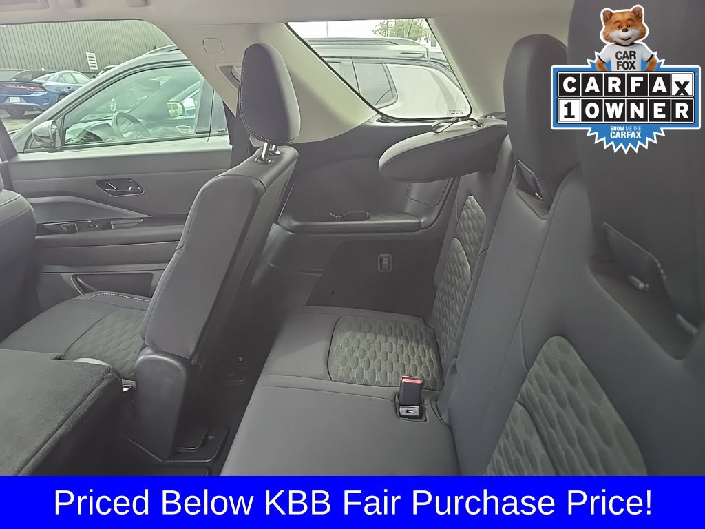 Used 2025 Silver Nissan S image 14