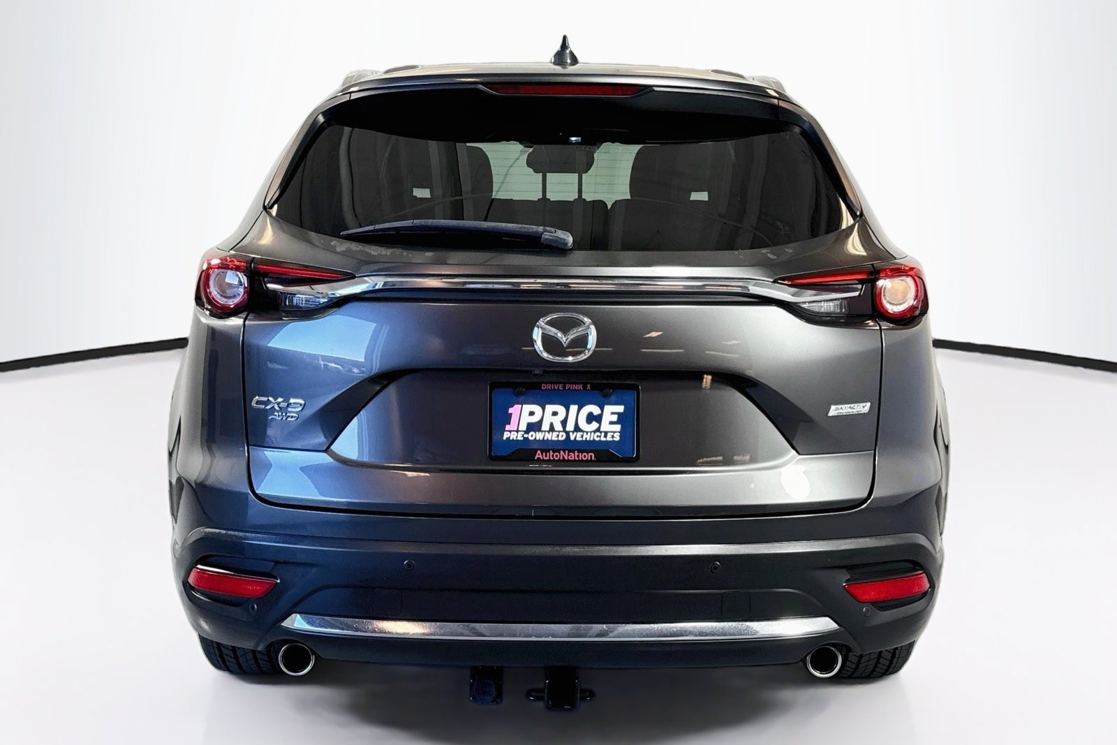 Used 2017 Machine Gray Metallic Mazda Signature image 6