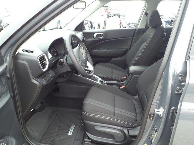 New 2026 Gray Hyundai SEL image 9