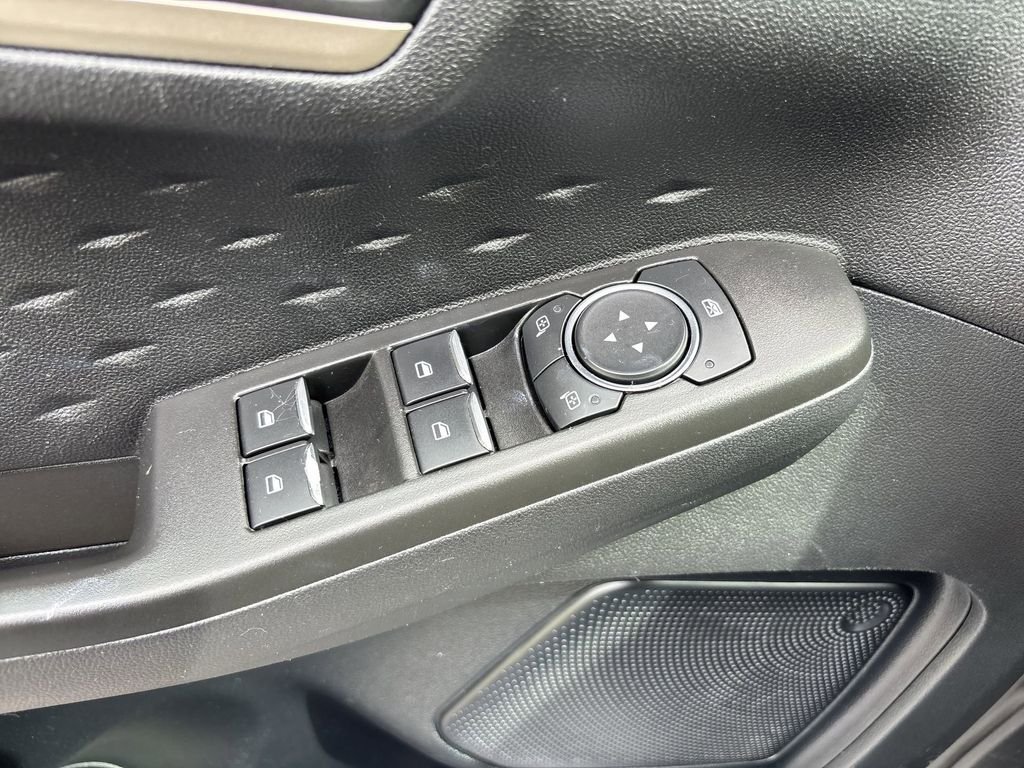 Used 2020 Silver Ford SE Sport image 22