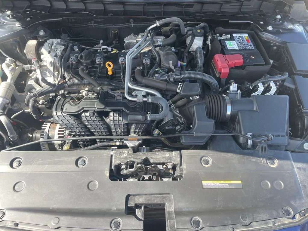 Used 2023 Blue Nissan 2.5 SR image 25