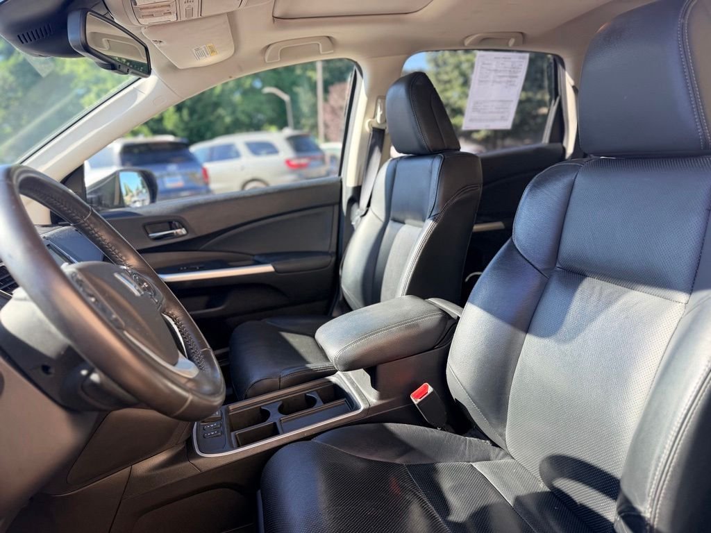 Used 2016  Honda Touring image 15