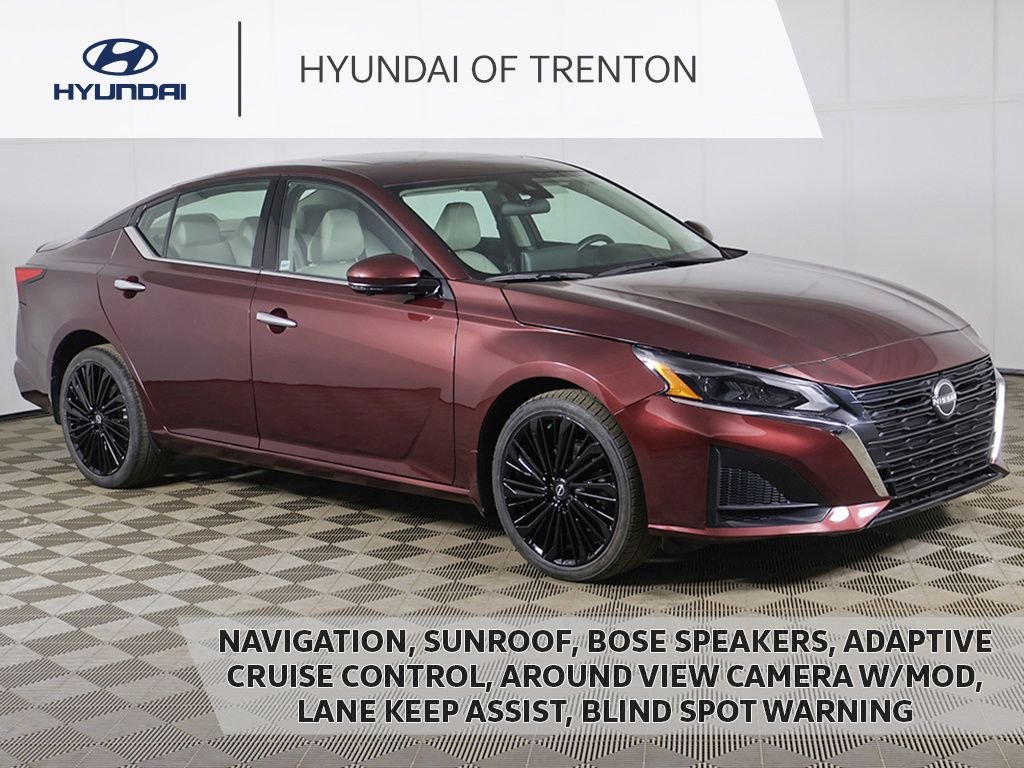 Used 2023 Red Nissan 2.5 SL image 1