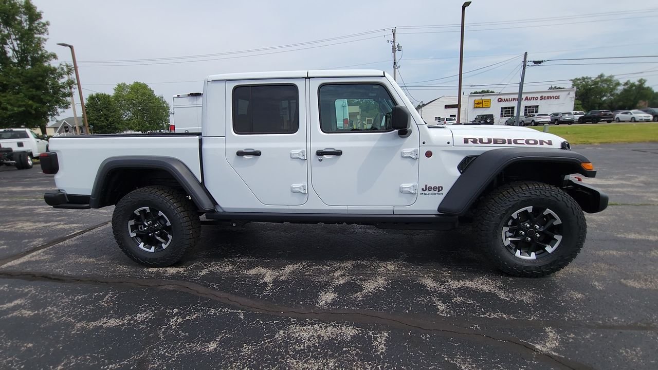 New 2026 White Jeep Rubicon image 9