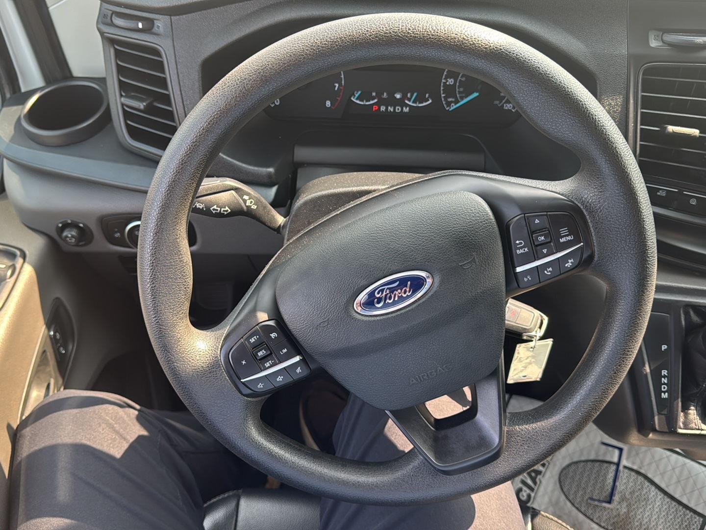 Used 2025 Oxford White Ford 250 image 12
