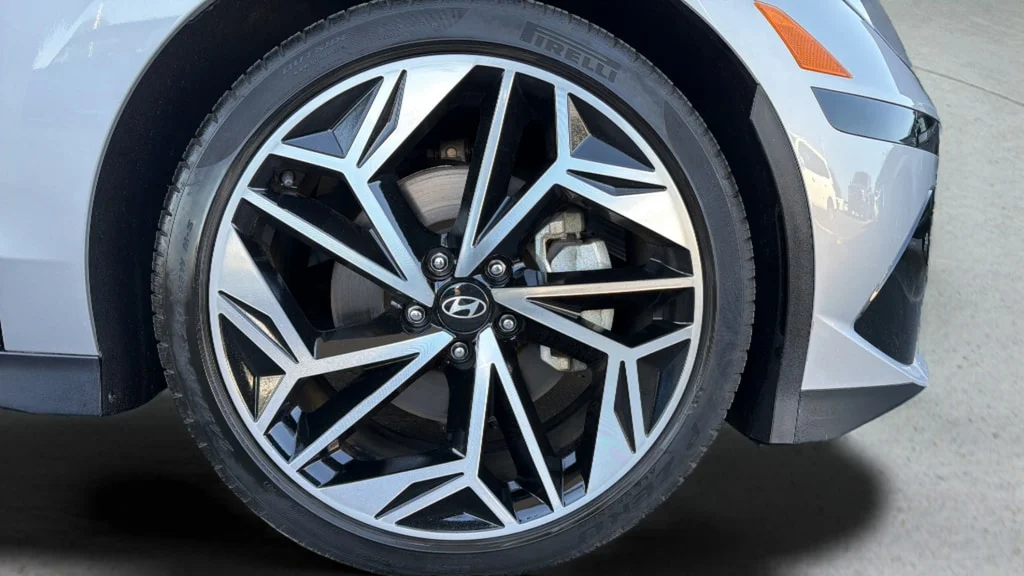 Used 2023 Curated Silver Hyundai SEL image 6