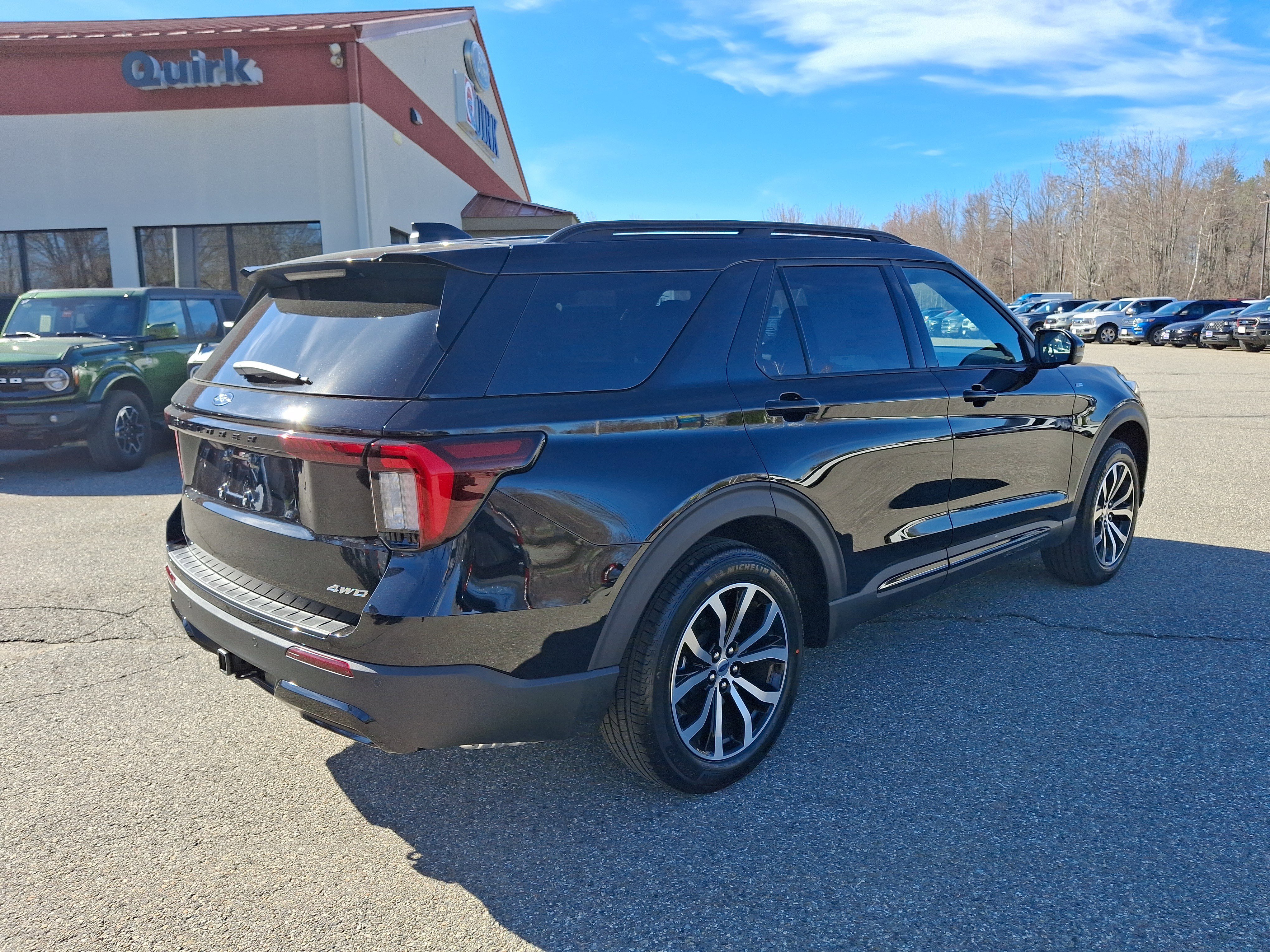 New 2026 Agate Black Metallic Ford ST-Line image 3