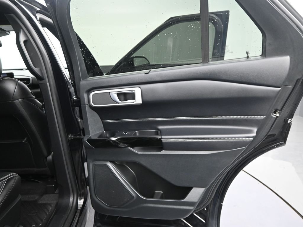 Used 2022 Black Ford ST image 35