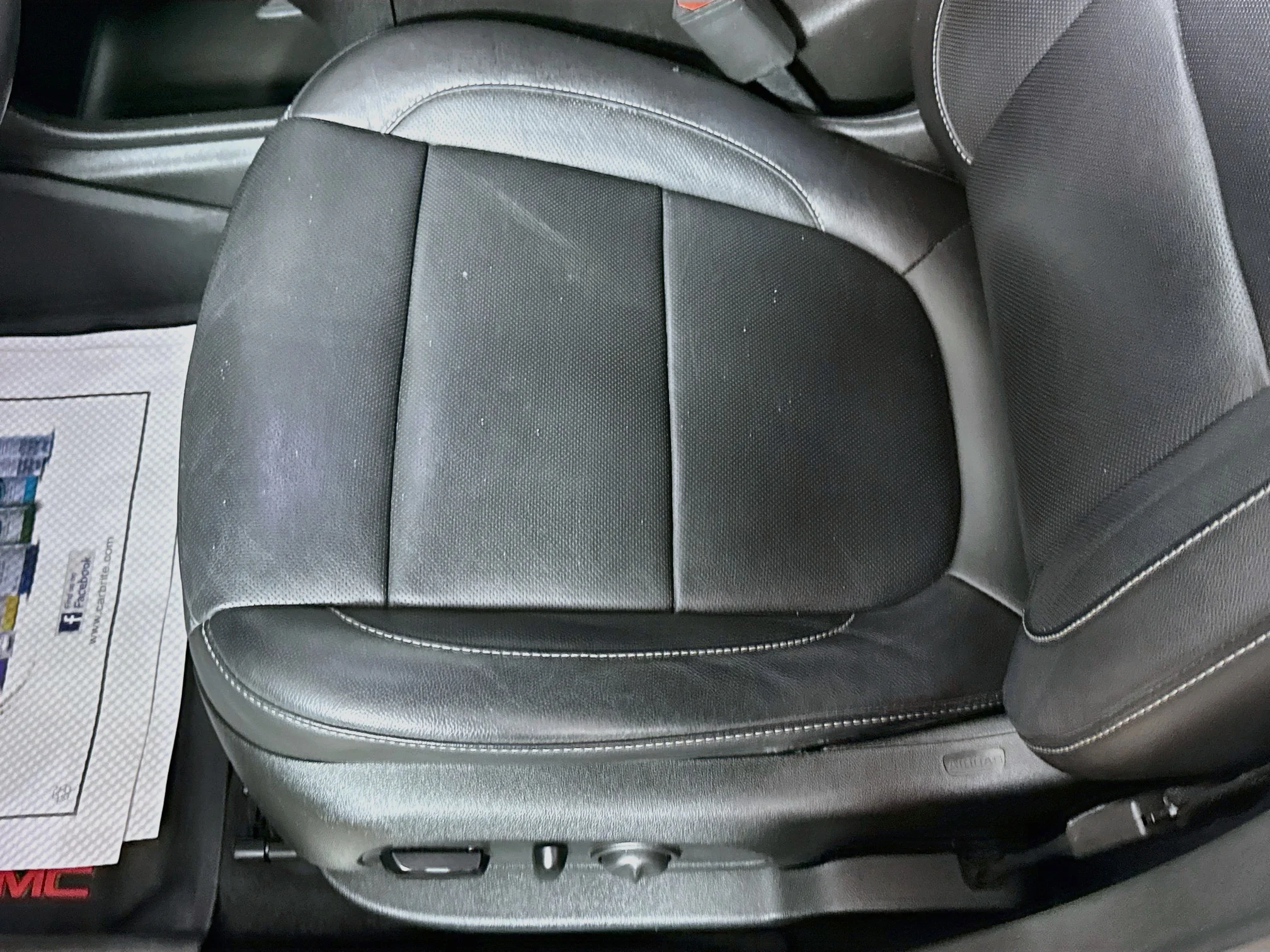 Used 2020 Dark Sky Metallic GMC SLT image 20