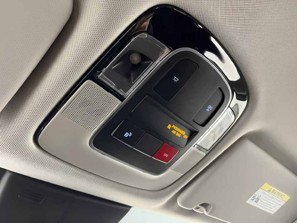 New 2026 Silver Hyundai SE image 20