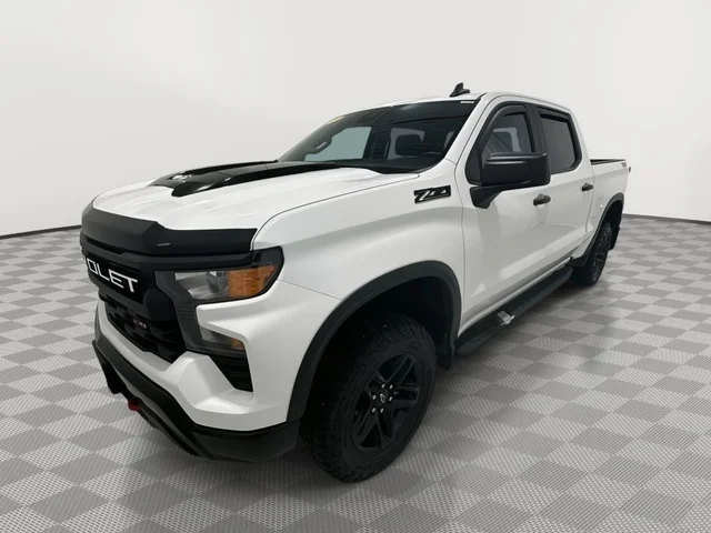 2023 Chevrolet Silverado 1500 Custom Trail Boss