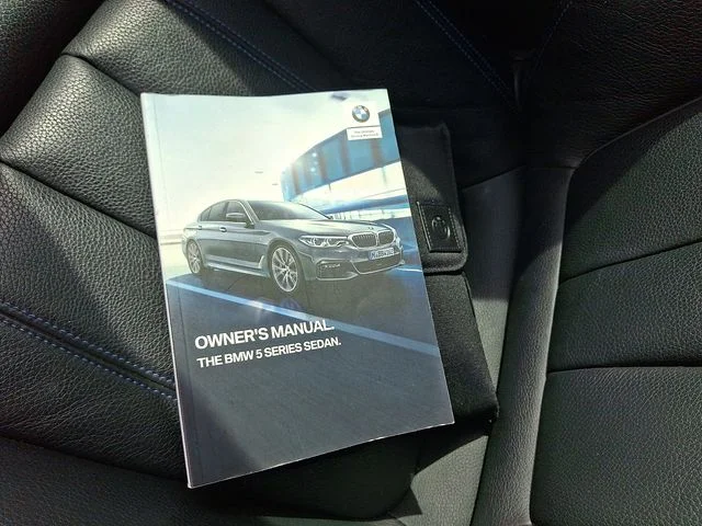 Used 2019 Blue BMW 540i xDrive image 26