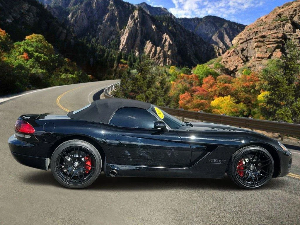 Used 2005 Viper Black Dodge SRT10 image 2
