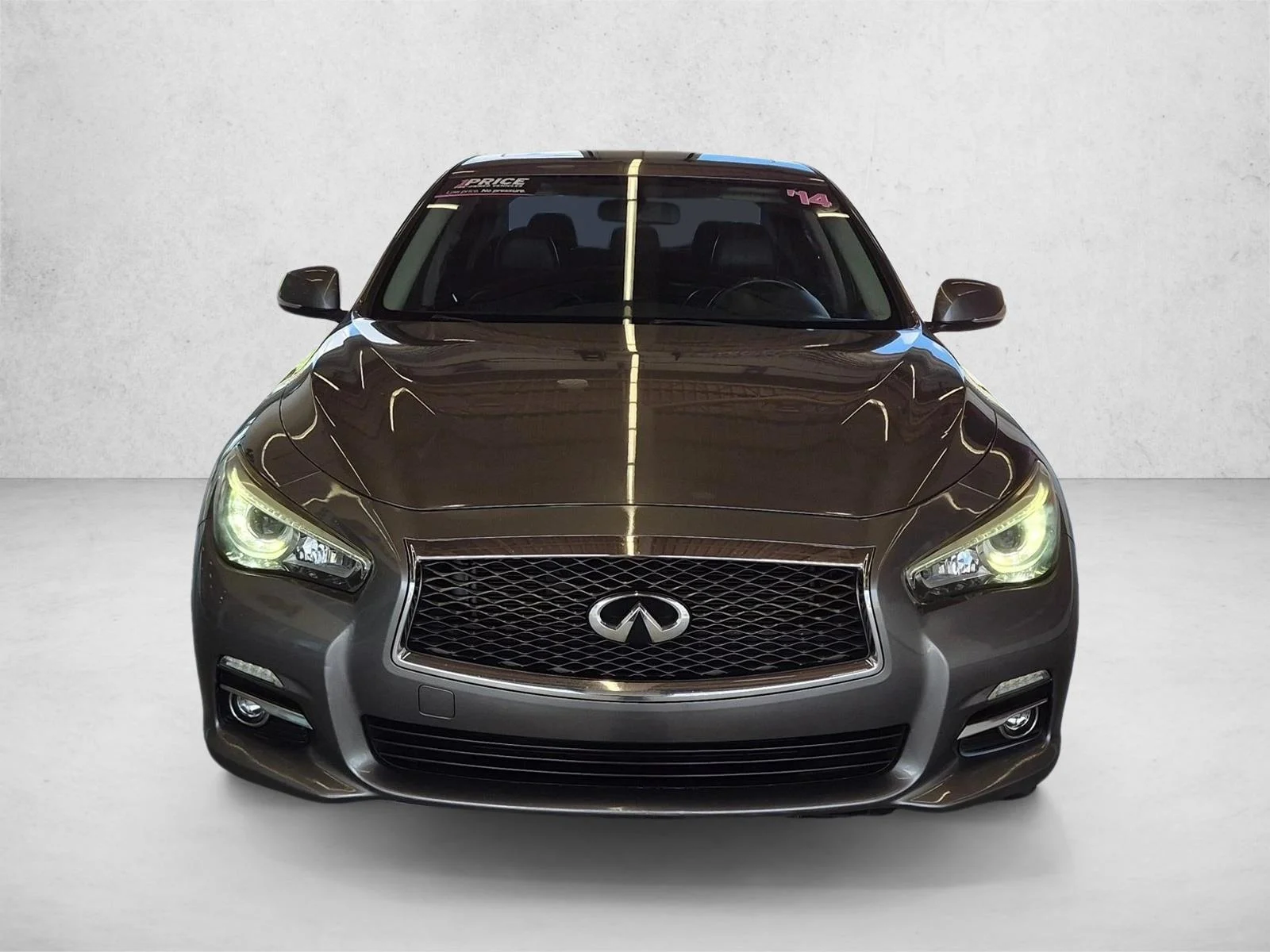 Used 2014 Graphite Shadow INFINITI  image 2