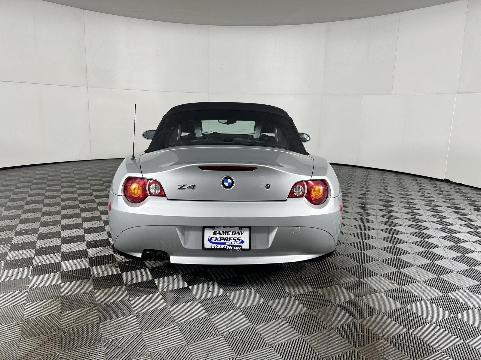 Used 2003  BMW 3.0i image 20