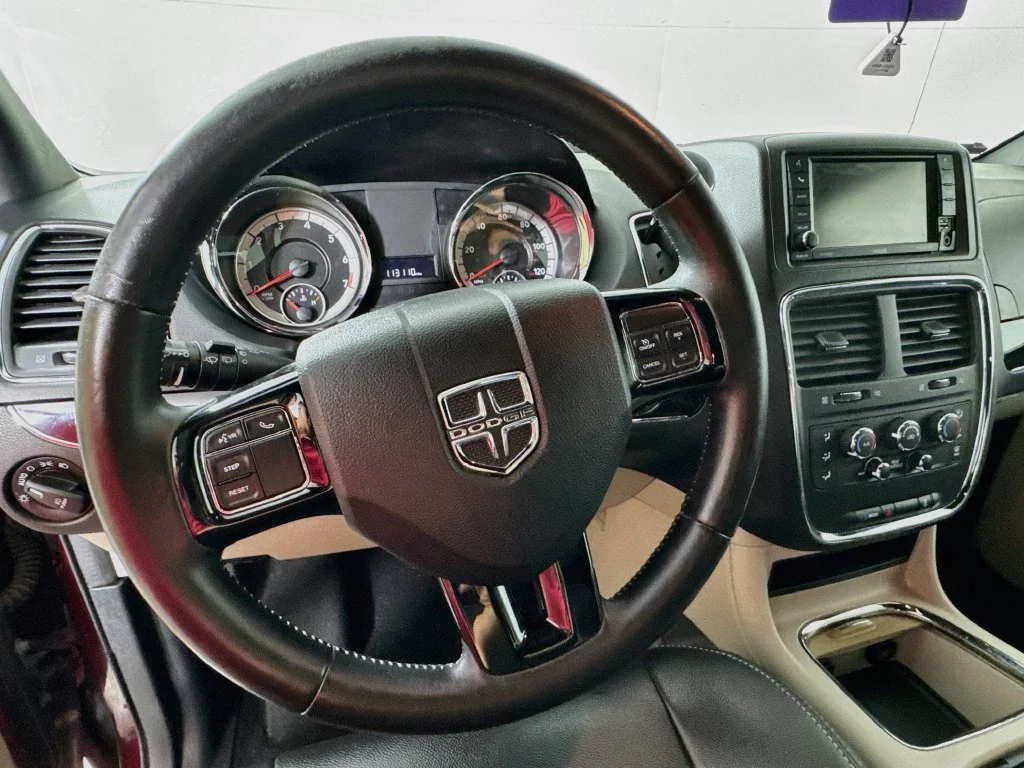 Used 2017 Red Dodge SXT image 11