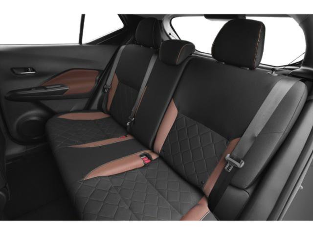 Used 2020 Cayenne Red / Super Black Nissan SR image 16
