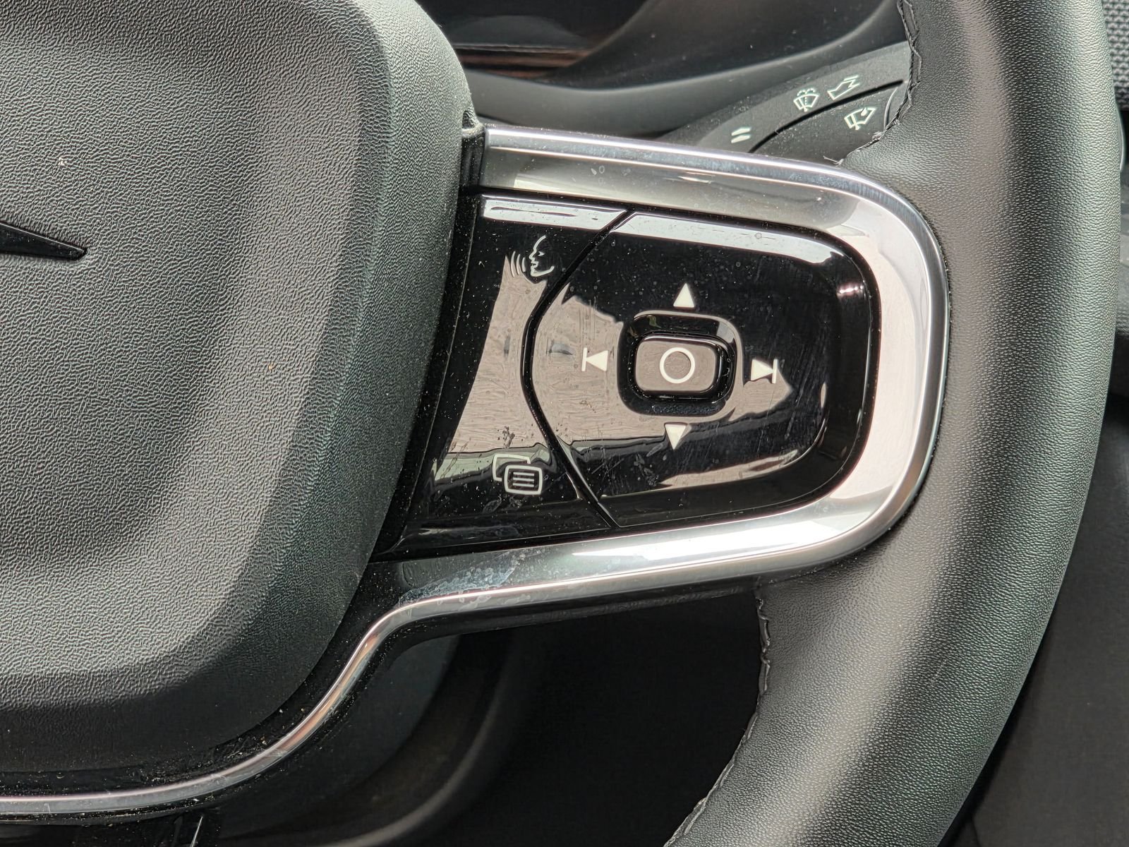 Used 2024  Polestar Long Range Dual Motor image 20