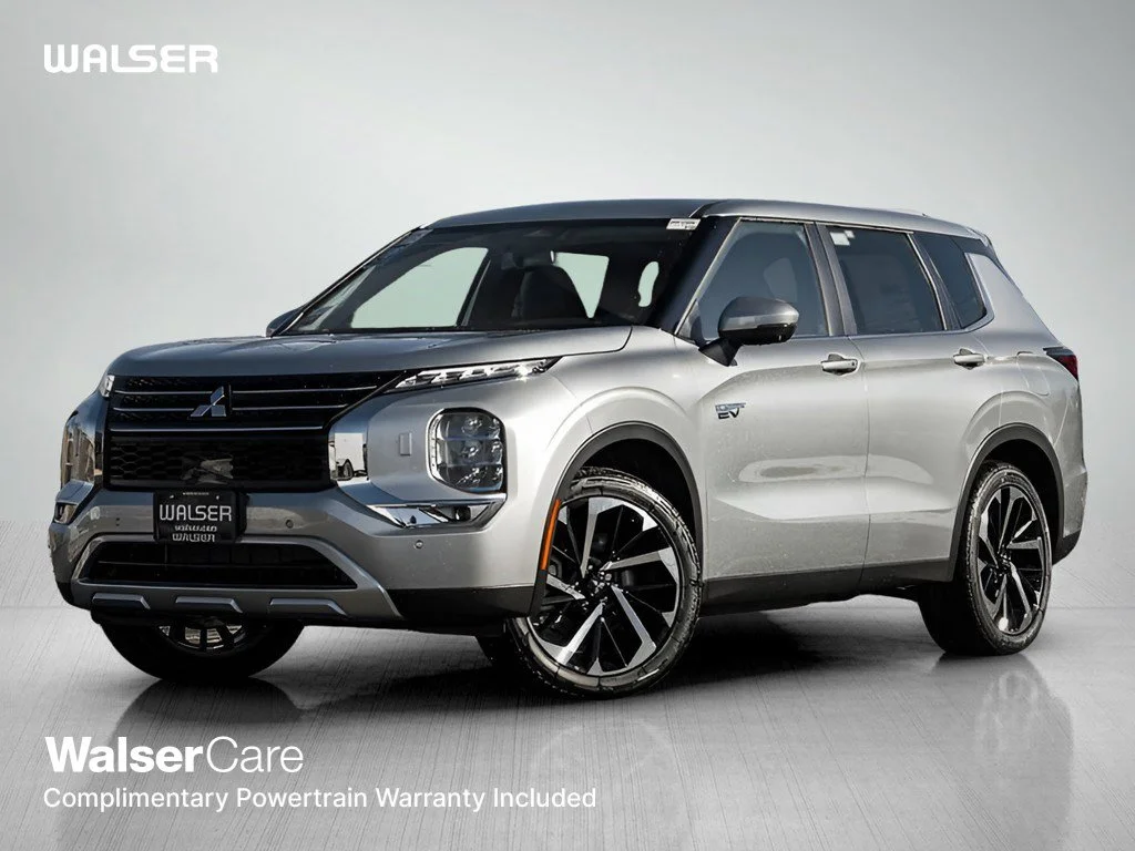 2025 Mitsubishi Outlander Plug-in Hybrid SE S-AWC's photo