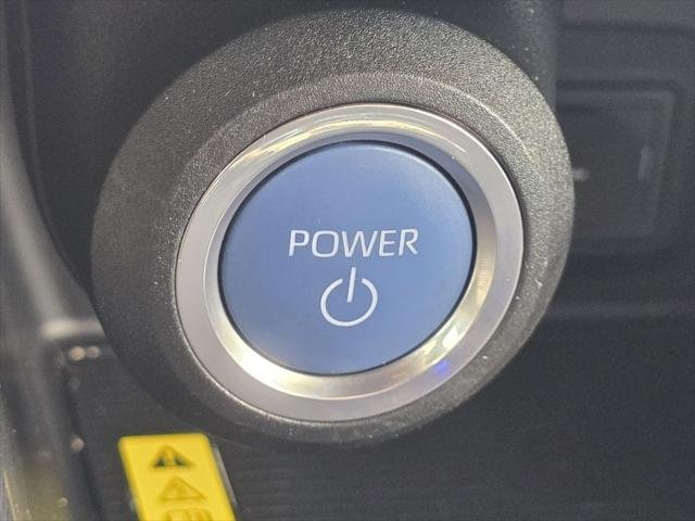 Certified Used 2021 BLIZZARD PEARL Toyota  image 33