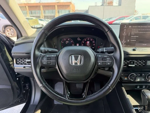 Used 2024 Gray Honda EX-L image 21