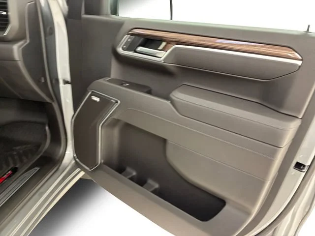 New 2026 Sterling Gray Metallic Chevrolet RST image 15